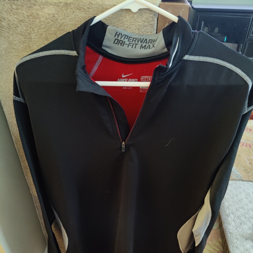 Nike mens 1/4 zip